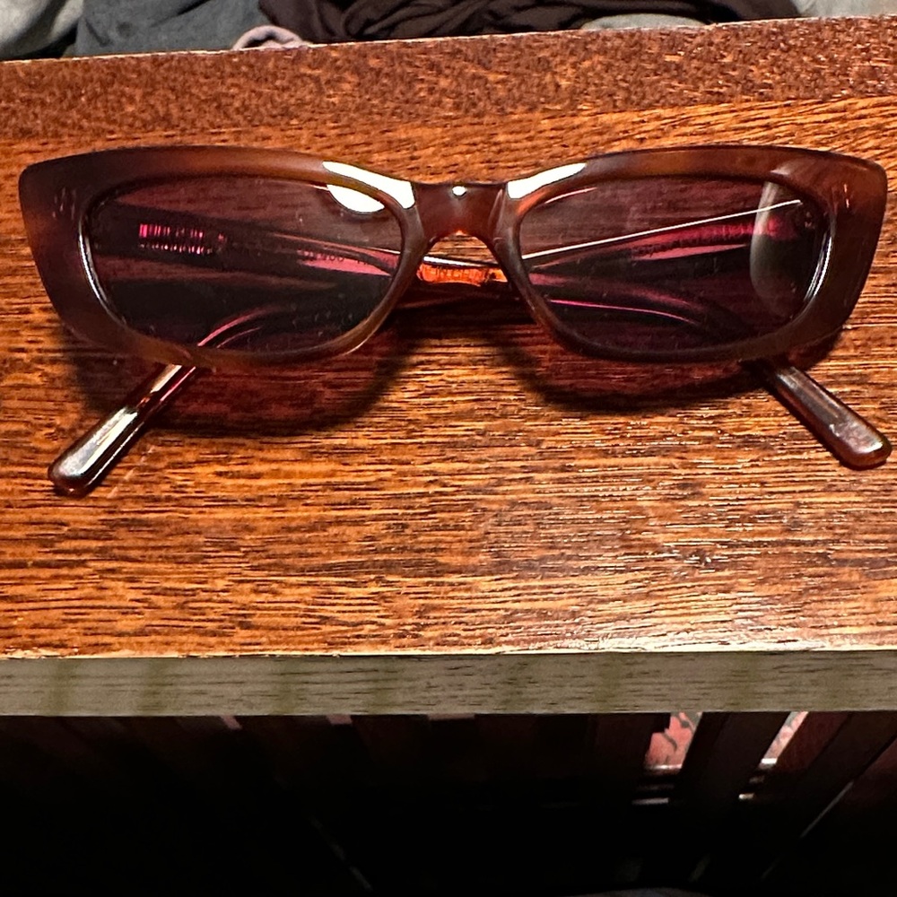 Lu Goldie sunglasses